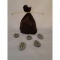 Runas (piedra de rio) con bolsa de ante